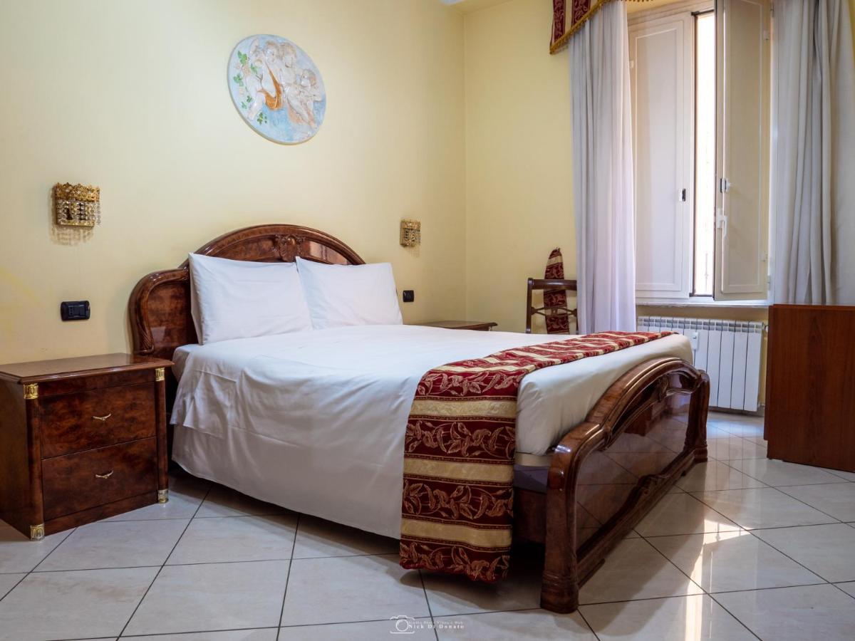 Alla Basilica Rooms Rome Exterior photo